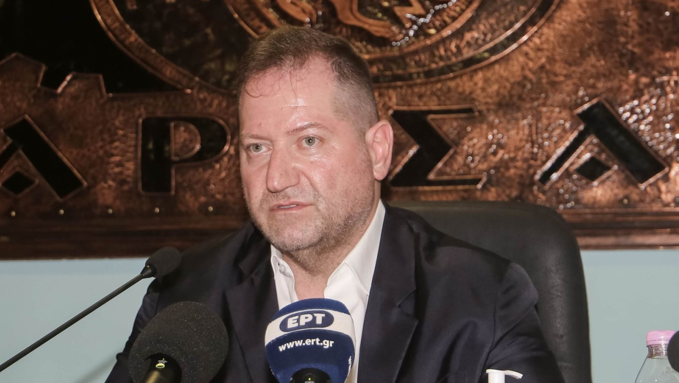 Νταβέλης: «Η μεταμόρφωση της ΑΕΛ οφείλεται στον Δερμιτζάκη»