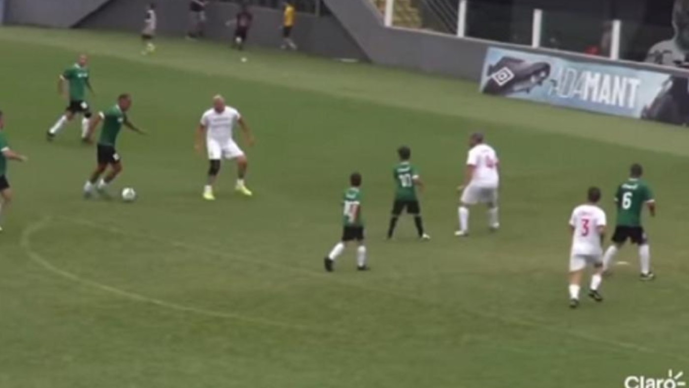 Ο Ζιοβάνι σκοράρει πέντε γκολ ακόμα και στα 51 του!