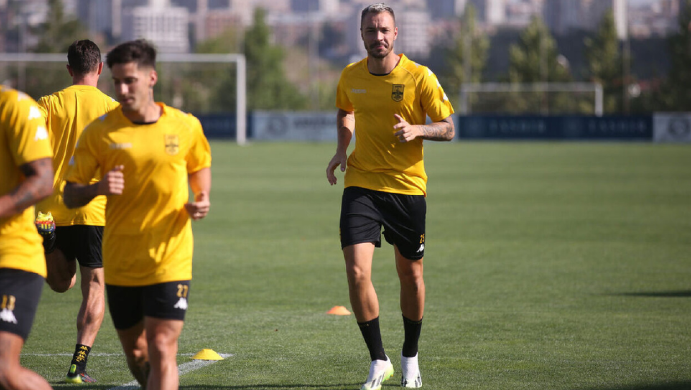 Άρης: Επιστροφή στο Ρύσιο, με «παράπονα» από τον Άκη Μάντζιο