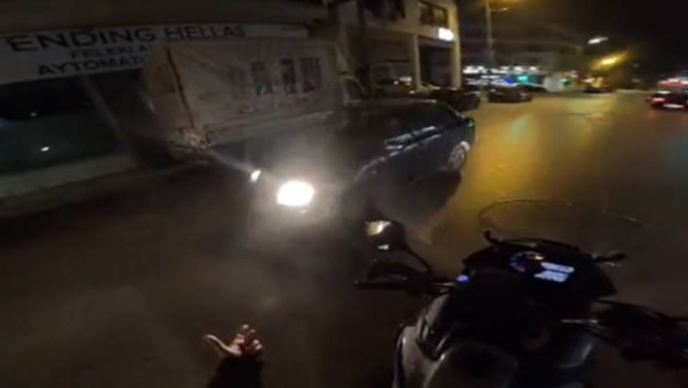 Θεσσαλονίκη: Ασυνείδητος οδηγός μπήκε ανάποδα στη Βασιλίσσης Όλγας