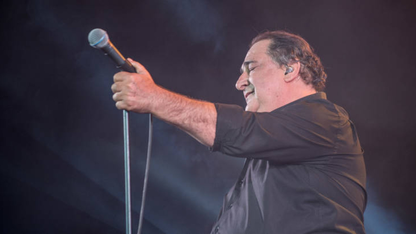 Ο λόγος που ο Βασίλης Καρράς παράτησε πληγωμένος για δύο χρόνια το τραγούδι