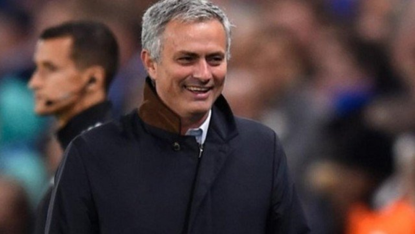 Μπαράζ επαφών μεταξύ Μουρίνιο και Μάντσεστερ Γιουνάιτεντ