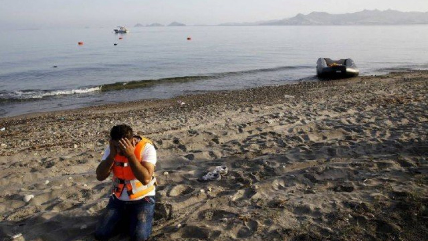 Ζευγάρι προσφύγων έφτασε στη Χίο αγκαλιά με το νεκρό παιδί του