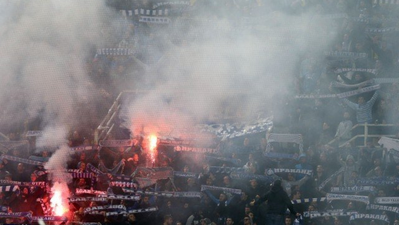 Προειδοποίηση πανό από την Α.Θ. 10 στον Παπαθανασάκη