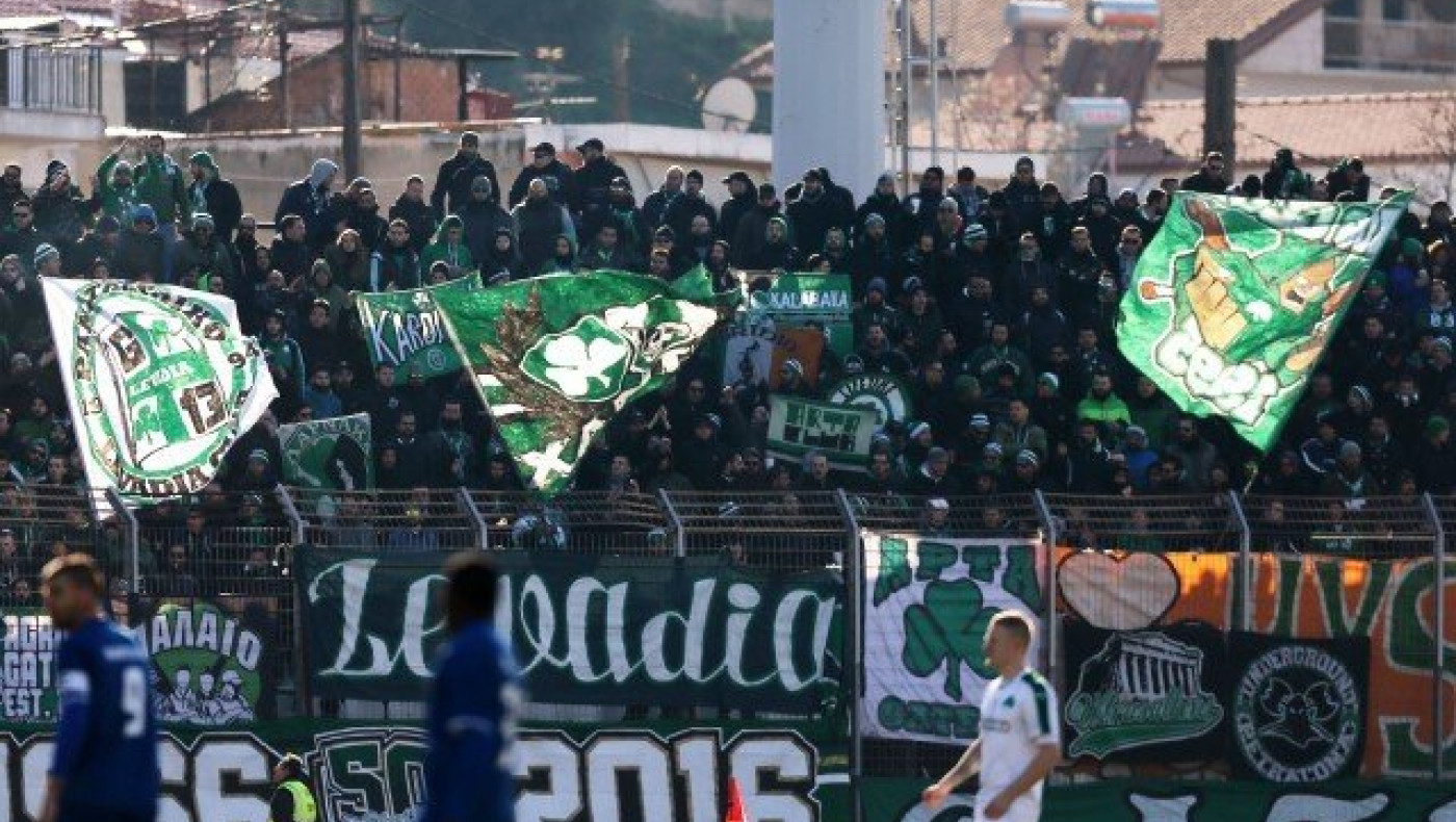 Διακοπή στη Λιβαδειά για πανό υβριστικού περιεχομένου!