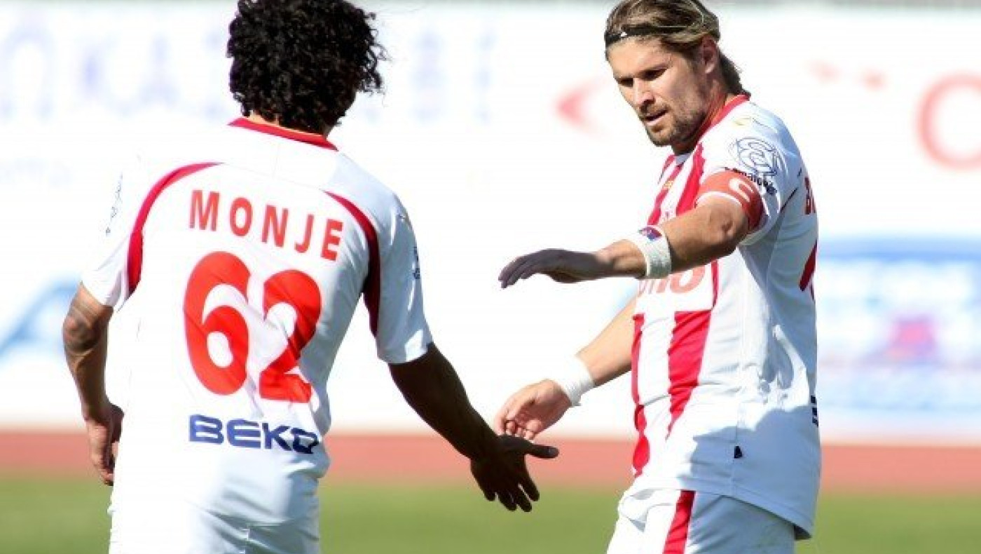 Το τόπι δεν ξεχνιέται από τον Μάριο Μπρέσκα (video)