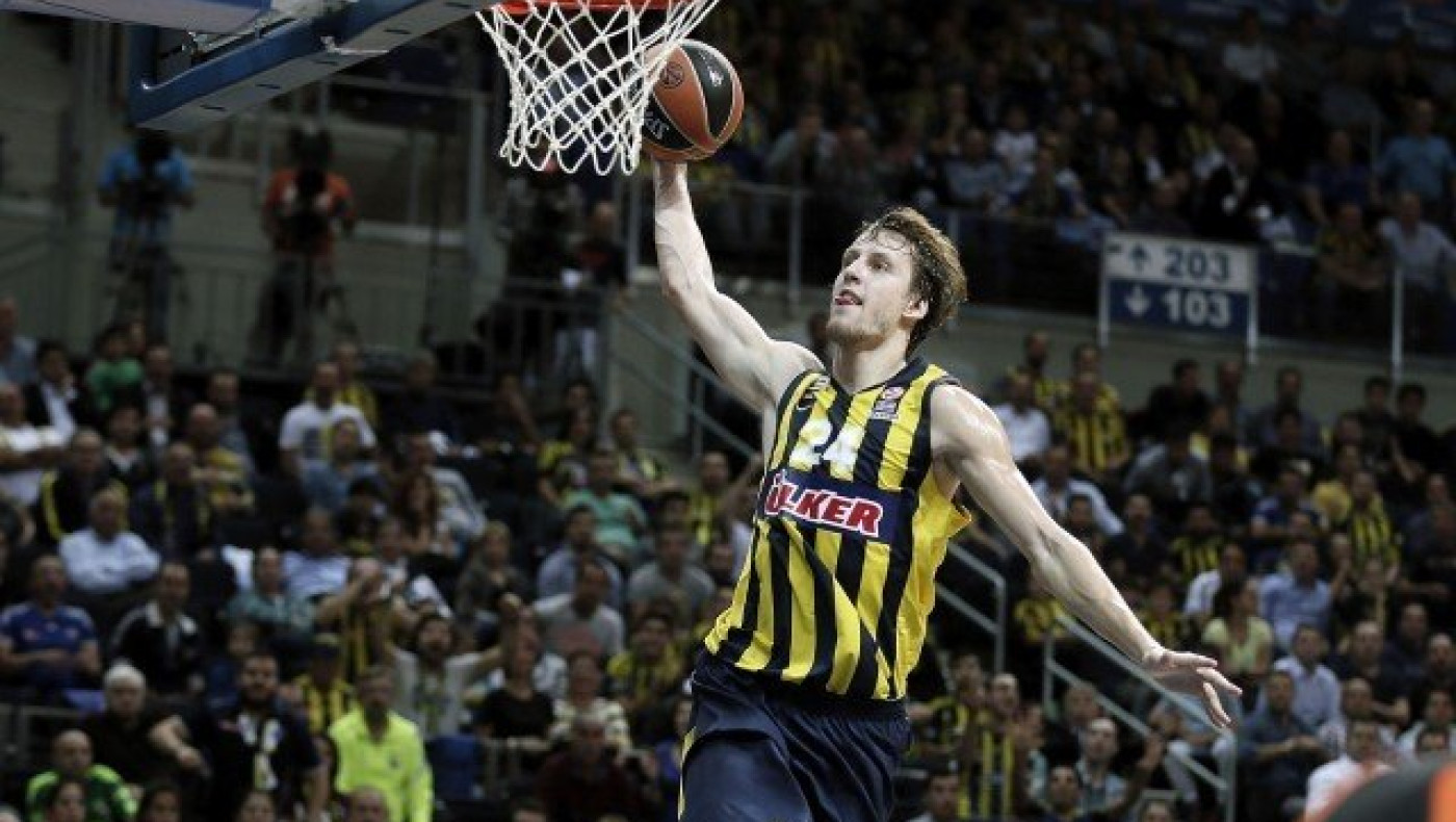 Βέσελι: «Βρήκα τον εαυτό μου με τον Ομπράντοβιτς, είναι σπουδαίος»