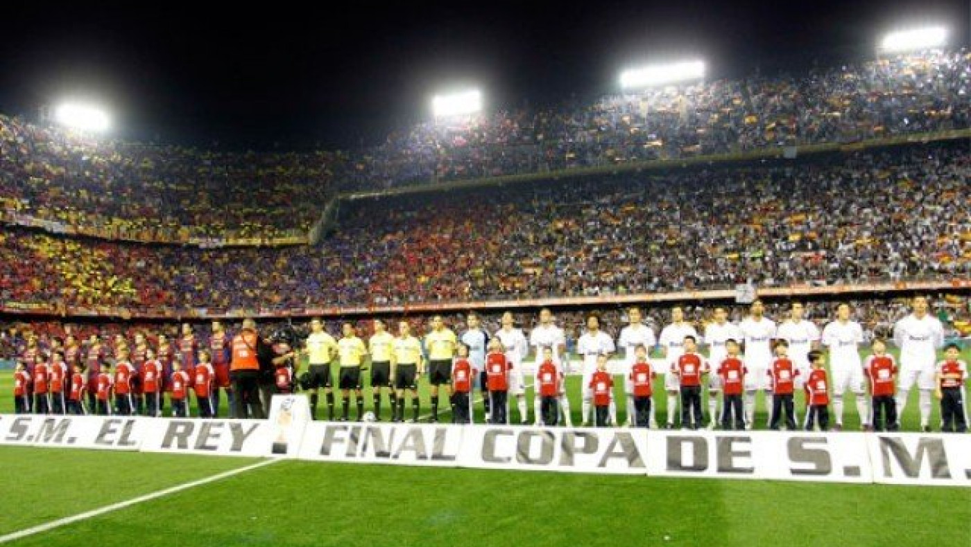 Οπαδός της Ρεάλ χτυπάει με το αμάξι του φίλους της Μπάρτσα! (VIDEO)