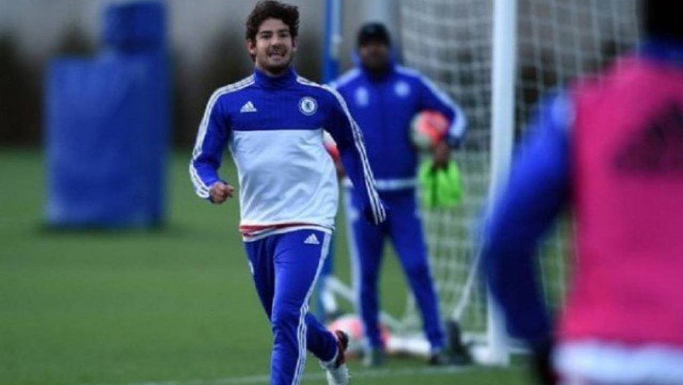 Θα αργήσει αρκετά να αγωνιστεί με την Τσέλσι ο Πάτο λόγω...