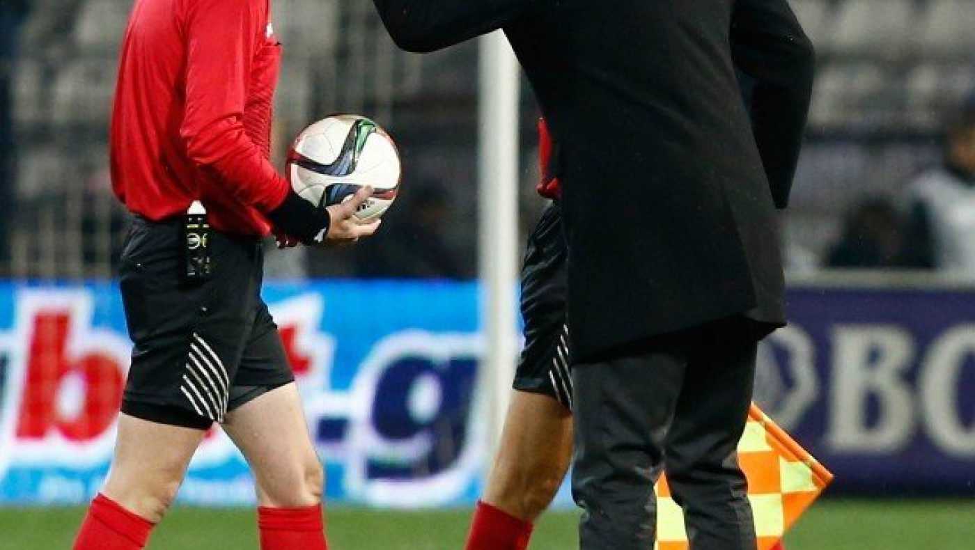 Οι λύκοι στην αναμπουμπούλα χαίρονται, καιρός να τους κατασπαράξουν