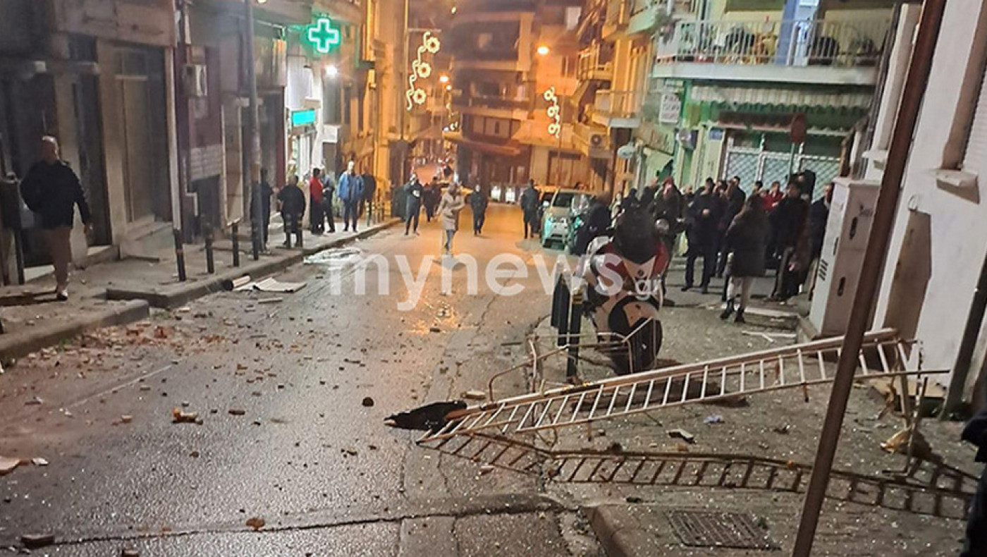 Θεσσαλονίκη: Ισχυρή έκρηξη σε πολυκατοικία στις Συκιές