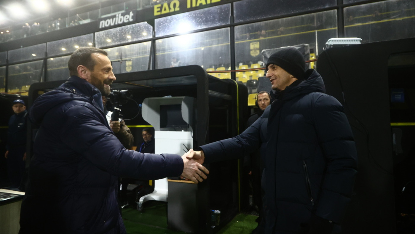 Ο Μάντζιος κράτησε την... παράδοση απέναντι στον Λουτσέσκου