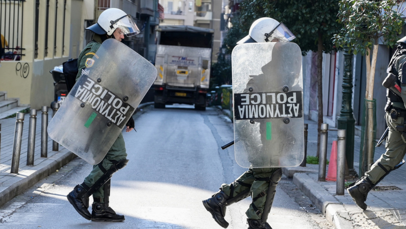 Θάνος Πλεύρης: Εισήγηση για αυτόφωρο αδίκημα της λέξης «μπάτσος»!