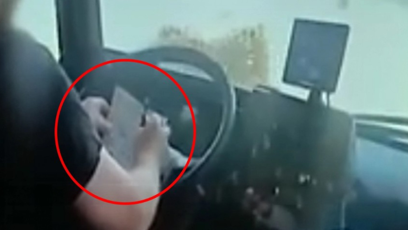 ΟΣΥ: Στο Πειθαρχικό ο οδηγός λεωφορείου που έλυνε σταυρόλεξο στο τιμόνι