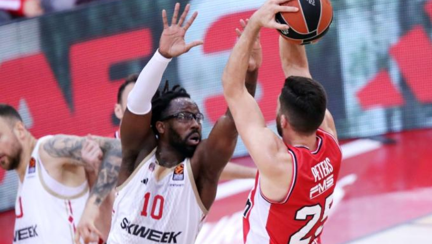 Η Μονακό τρόλαρε οπαδό του Ολυμπιακού: «Σας παίρνει 10 χρόνια να κερδίσετε Ευρωλίγκα»