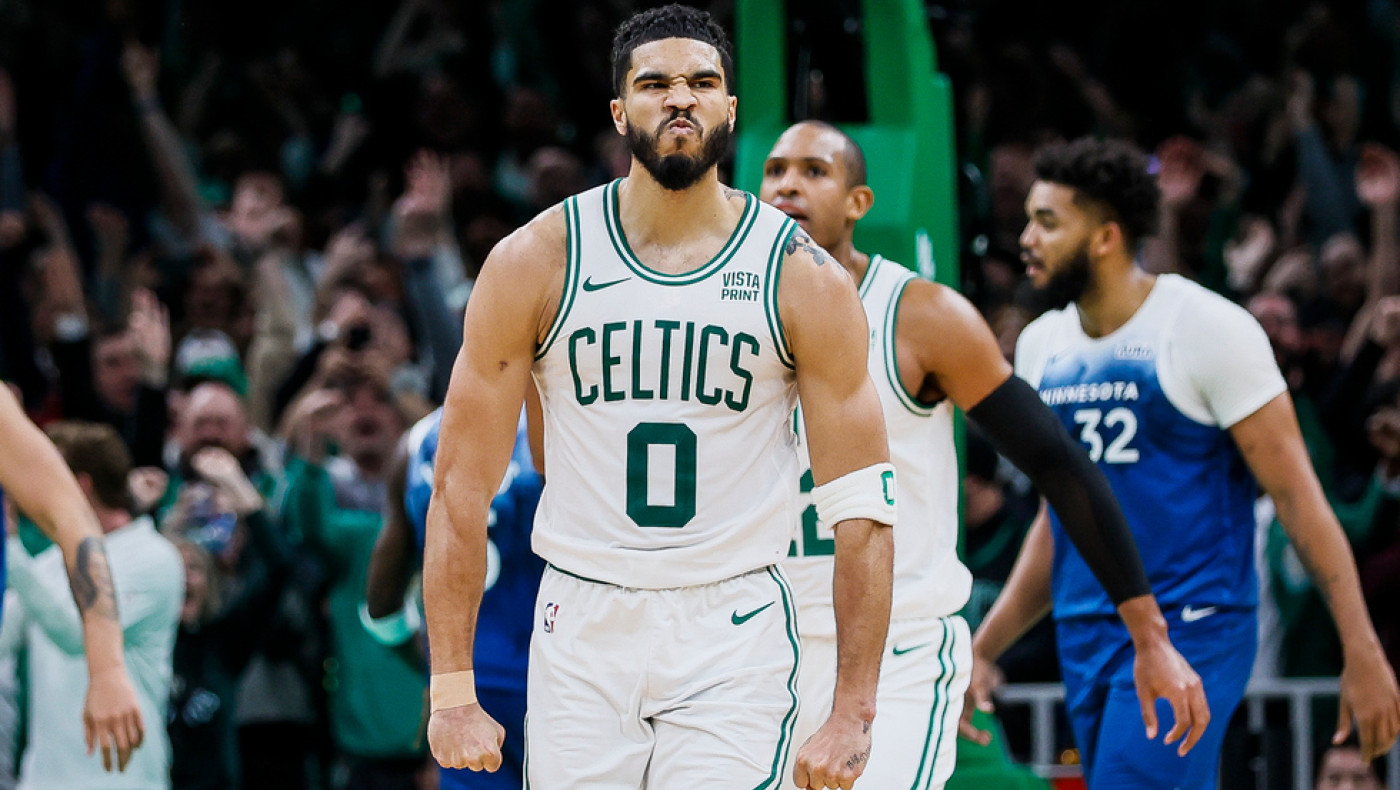 Με ήρωα τον Τέιτουμ οι Σέλτικς πήραν το ντέρμπι και έγραψαν ιστορία