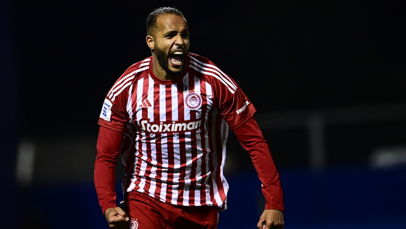 Τα έβαλε χωρίς λόγο με τη διαιτησία ο Ολυμπιακός αλλά τελικά πέρασε από την Καισαριανή