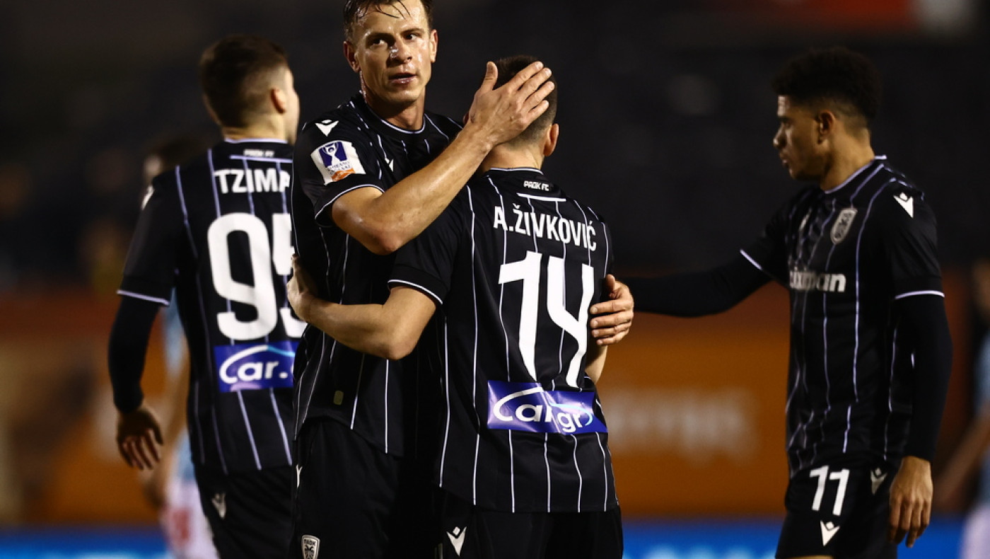 Προχωρά ακάθεκτος προσθέτοντας και νέα... πράγματα