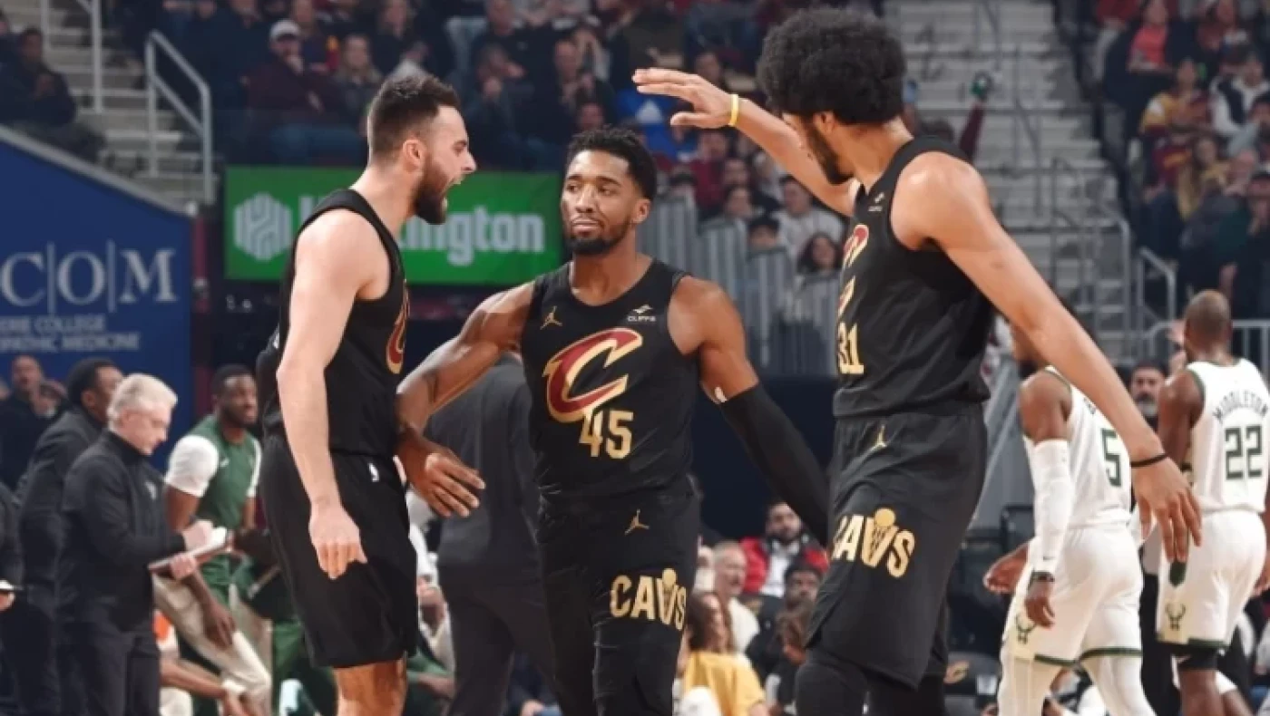 NBA: Βαριά ήττα γνώρισαν οι Μιλγουόκι Μπάκς από τους Καβαλίερς στο Κλίβεραντ