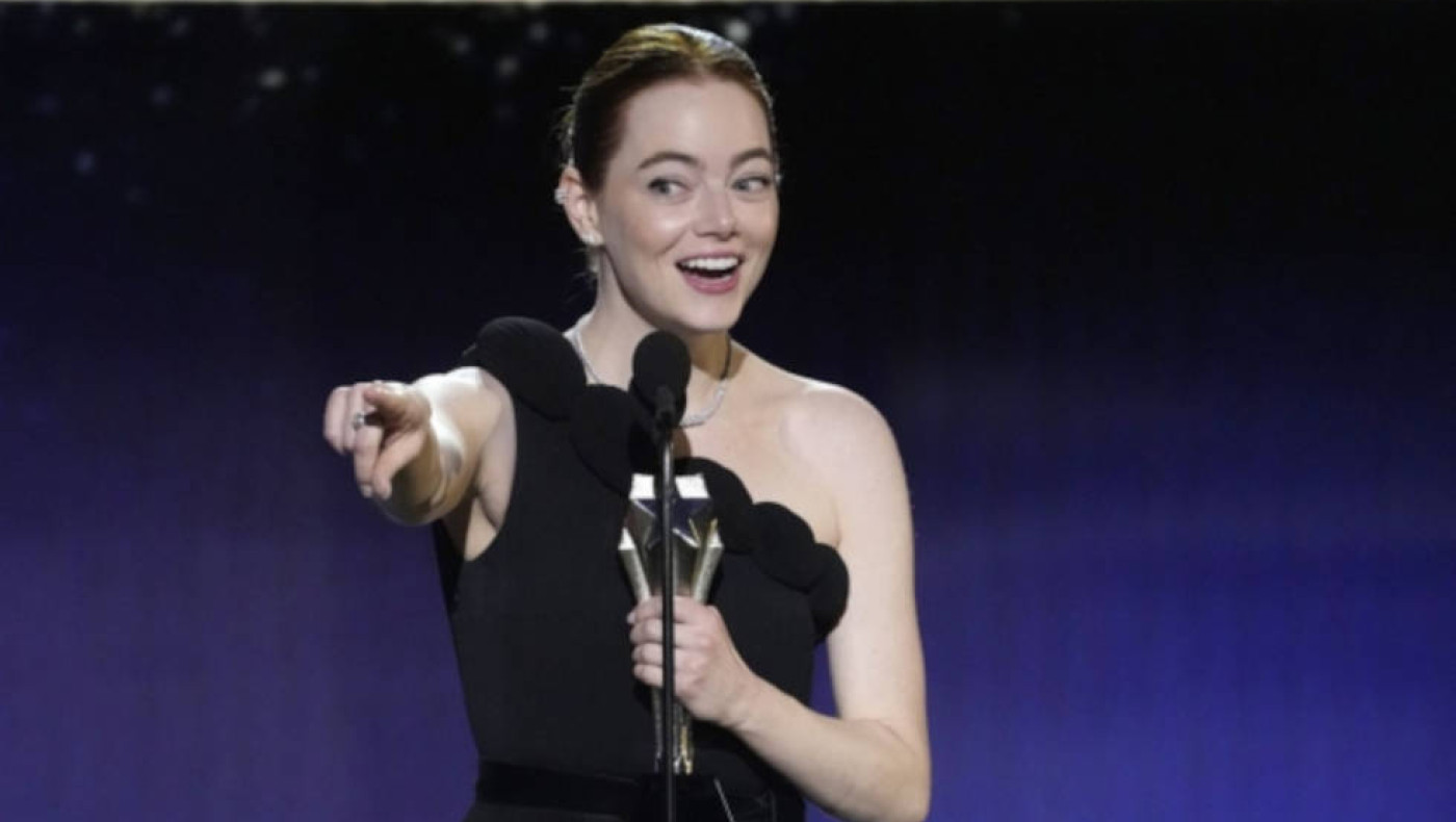 Μάθημα ελληνικών από την Έμμα Στόουν: «Είναι Γιώργο, όχι Γιώργος»