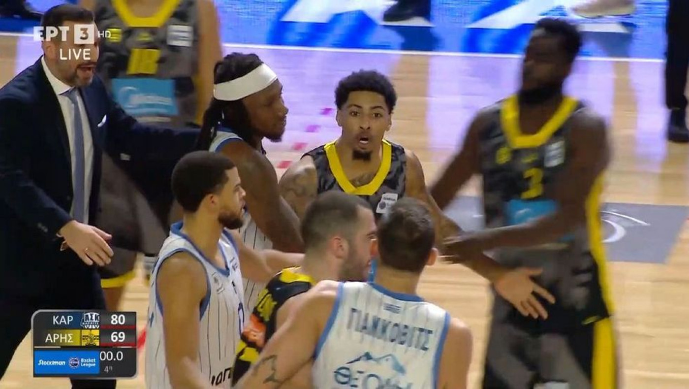 Χαμός στο φινάλε του Καρδίτσα - Άρης με Γιάνκοβιτς - Γκάλινατ