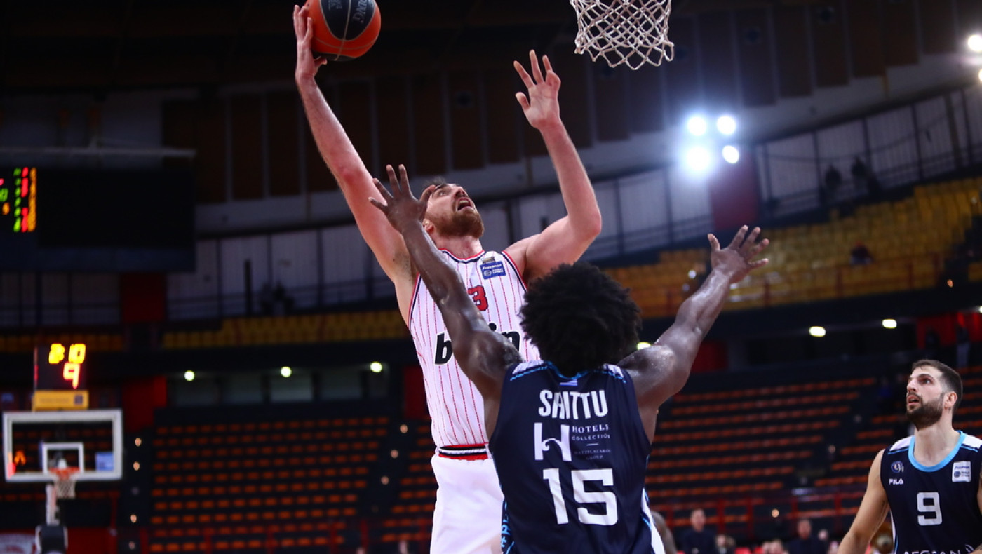 Αγγαρεία του Ολυμπιακού με τον Κολοσσό