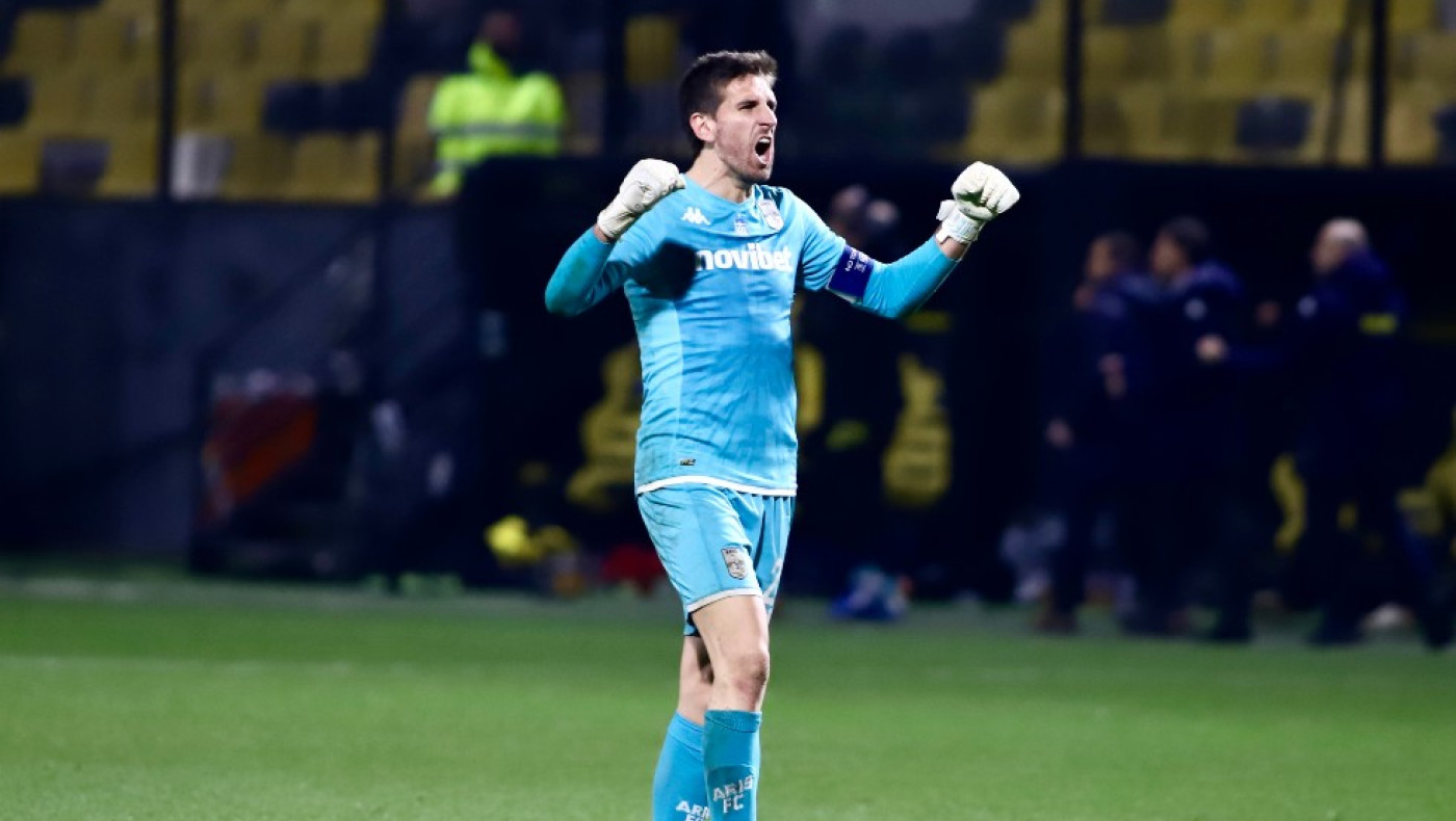 Δέλλιος: «Δικαίωση για Κουέστα - Έργο Μάντζιου η εικόνα του Άρη» - Γιατί προτιμά... ΠΑΟΚ για τον τελικό