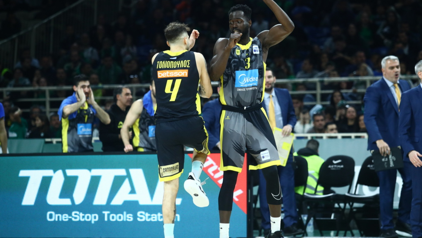 ΤΡΟΜΕΡΟΣ Άρης άλωσε το ΟΑΚΑ και έσπασε το αήττητο του Παναθηναϊκού!