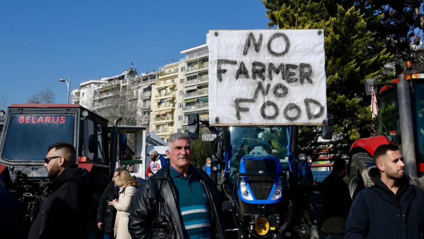 Αγρότες: Συζητούν κάθοδο στην Αθήνα και πολύωρους αποκλεισμούς στην Εθνική