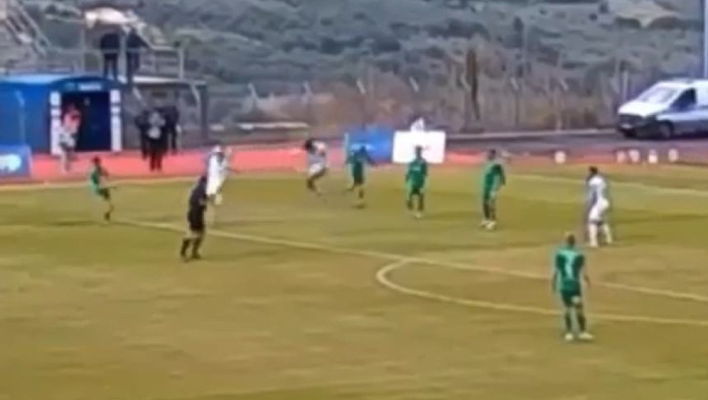 Το ανύπαρκτο πέναλτι του Λεβαδειακού κόντρα στον Μακεδονικό (vid)