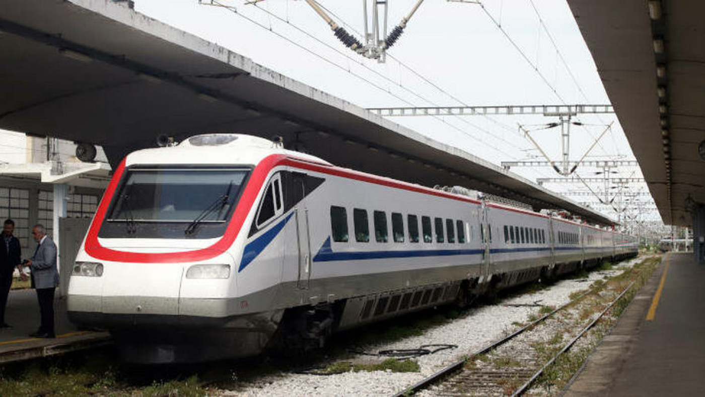 Αχαρνές: Παραλίγο νέα τραγωδία με τρένο-Ήταν χωρίς φρένα και κινητήρα