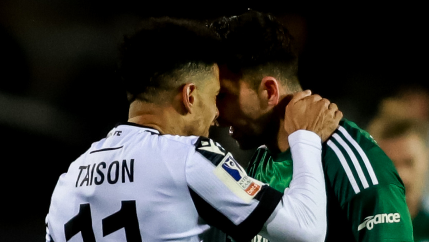 «Καμπάνα» δύο αγωνιστικών για Τάισον και Μπακασέτα