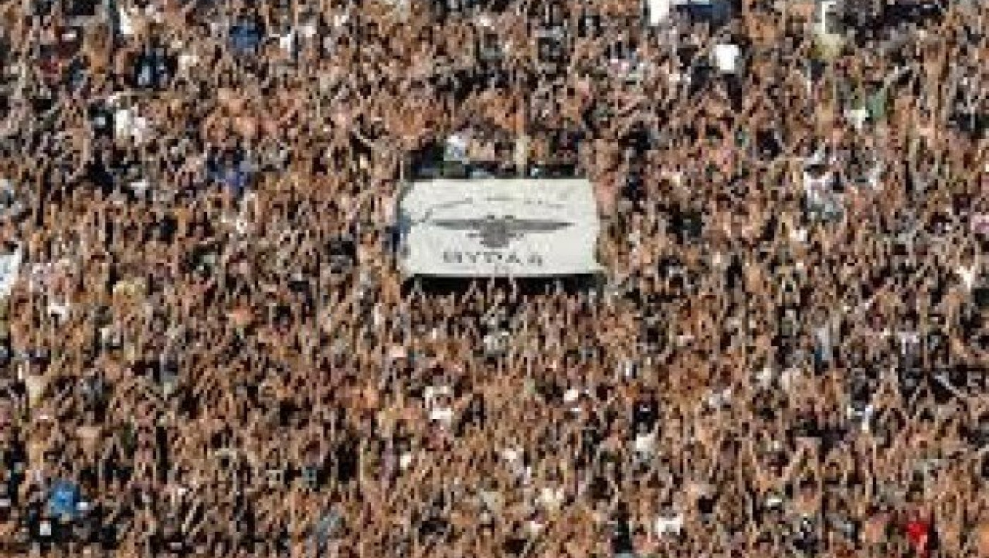 Τετ α τετ διοίκηση με τους συνδέσμους για να κυλήσουν όλα ομαλά