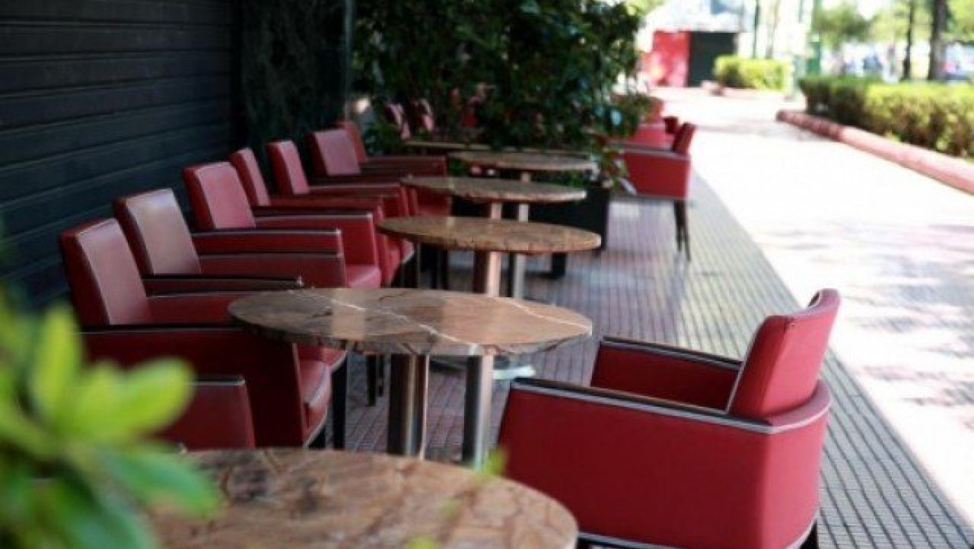 Απολογία δημοτικών συμβούλων για υπόθεση τραπεζοκαθισμάτων