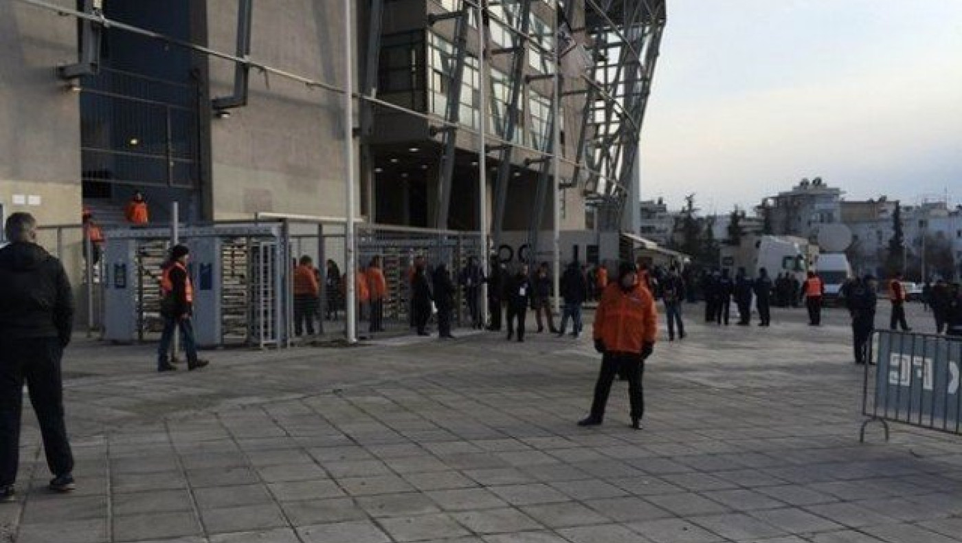 Νέα ένταση σημειώθηκε πριν από λίγα λεπτά στην Τούμπα