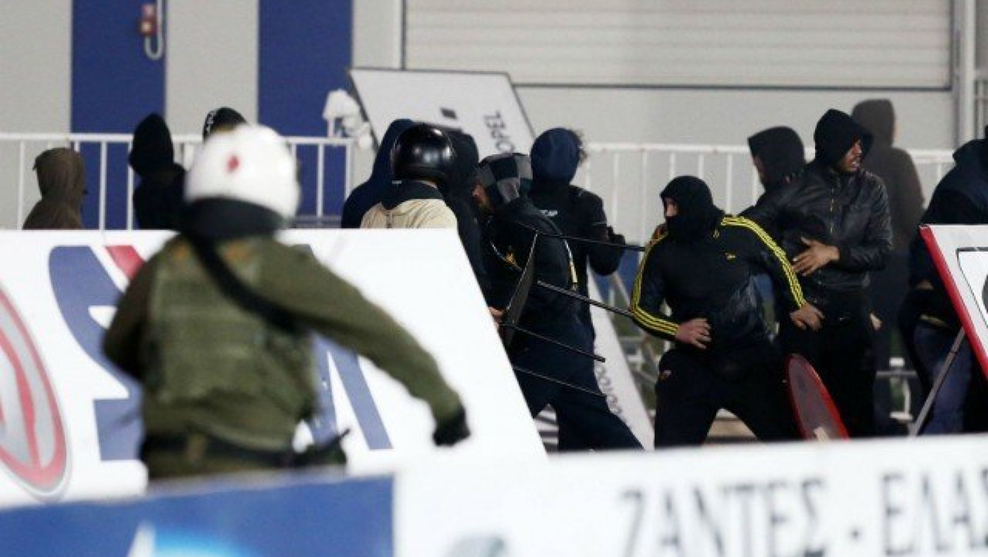 Ταυτοποιήθηκε ο «μαχαιροβγάλτης» των επεισοδίων του Ατρόμητος-ΑΕΚ