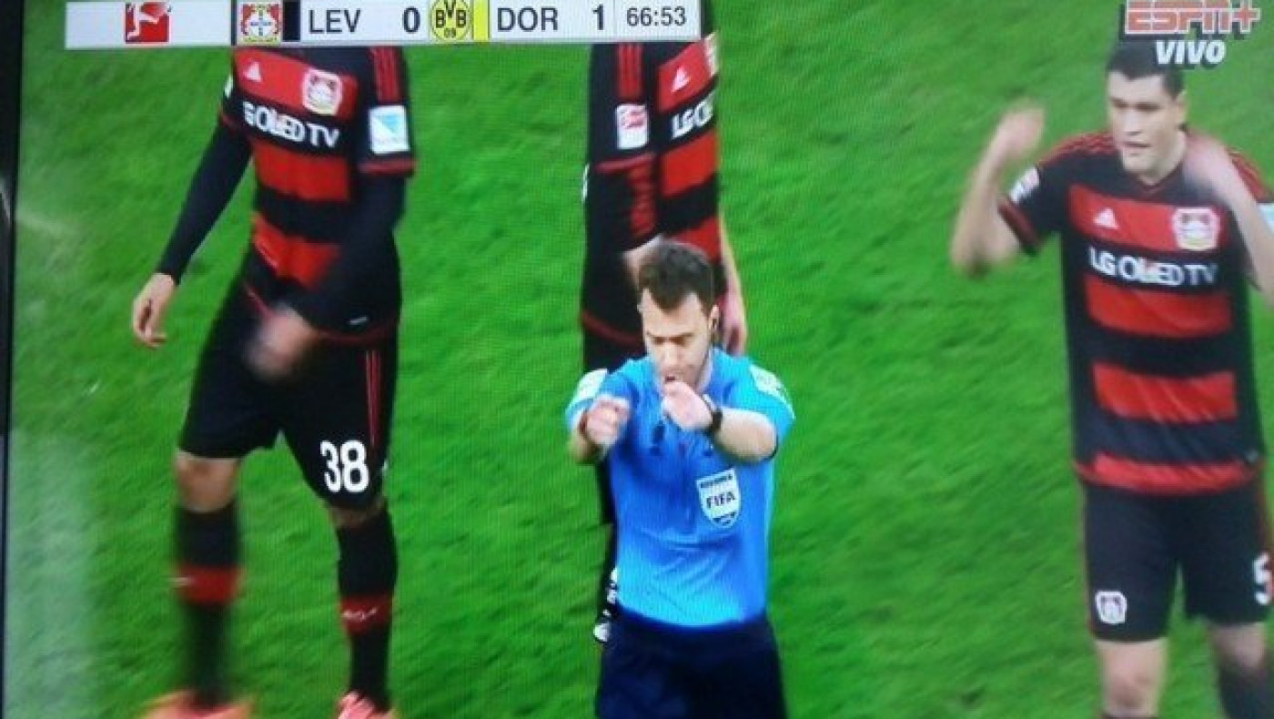 Παράτησε τους παίκτες κι έφυγε ο διαιτητής από την  «Μπάι Αρίνα»