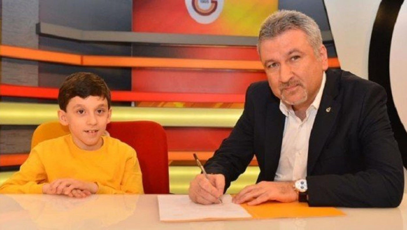 Κίνηση ανθρωπιάς από τη Γαλατάσαραϊ, δείτε τι έκανε