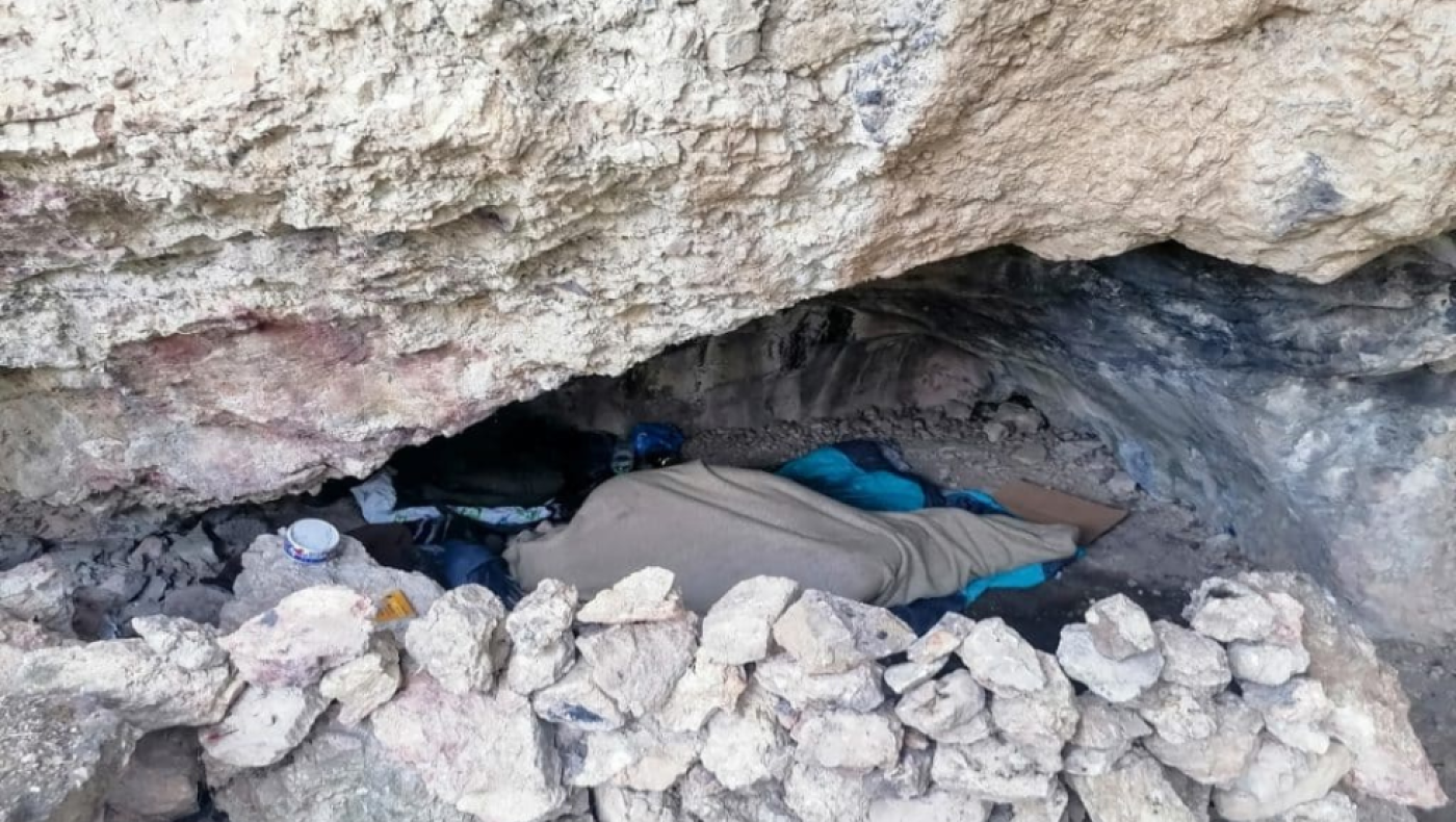 Κορινθία: Η εισαγγελέας ζητά την απομάκρυνση των παιδιών από την σπηλιά