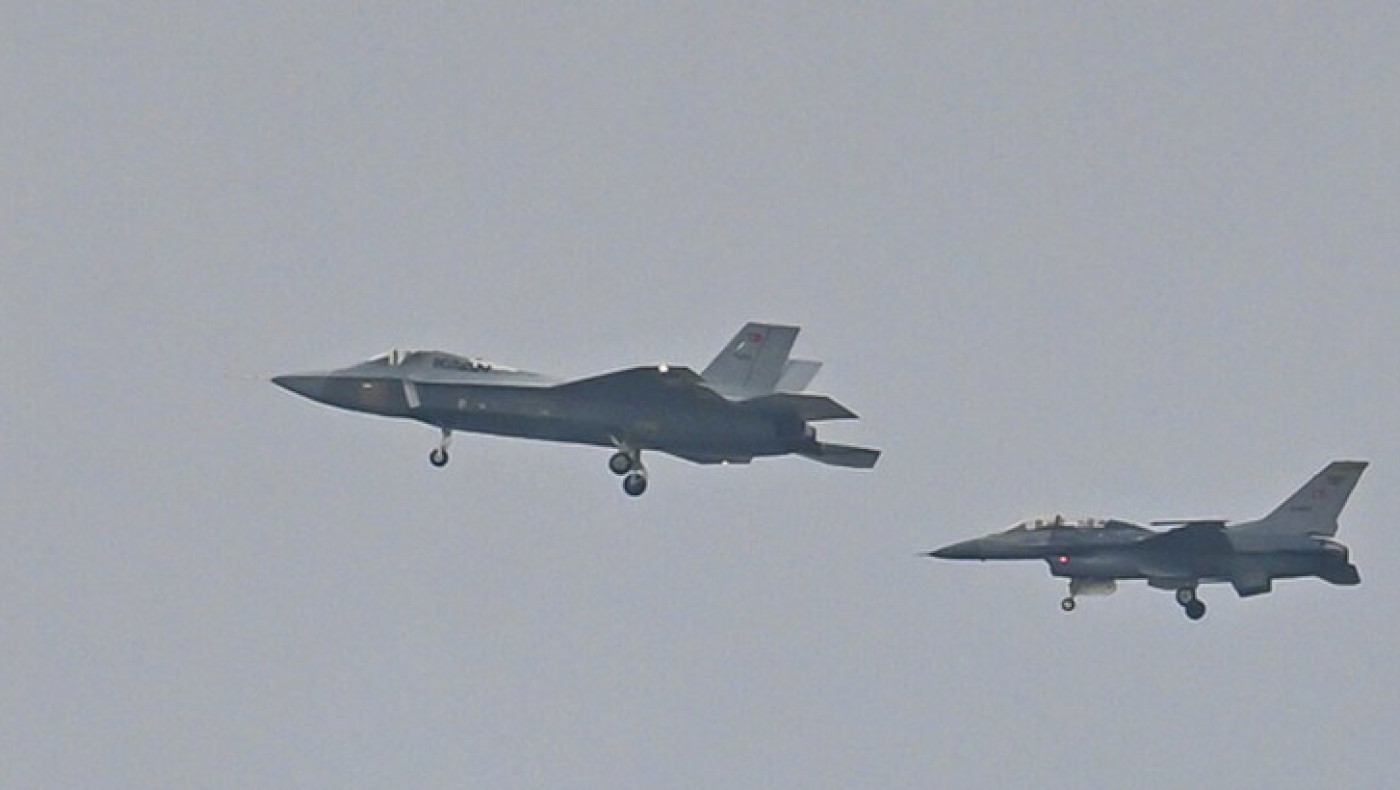 Τουρκία: Παρθενική πτήση για το ΚΑΑΝ-Ποιες είναι οι δυνατότητες του μαχητικού αεροσκάφους