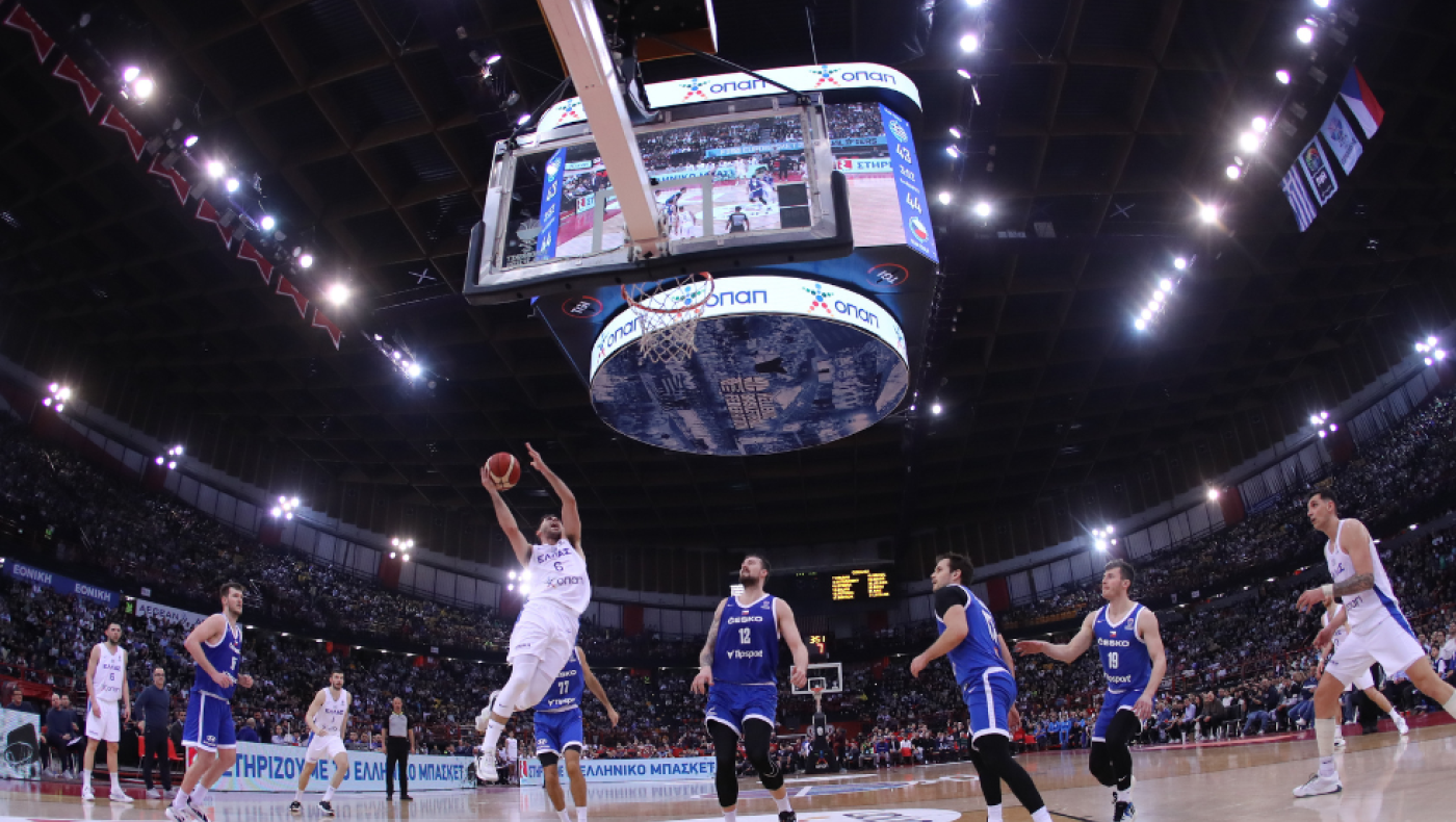 Η δίψα για αθλητικό θέαμα και ο πολιτισμός στα γήπεδα