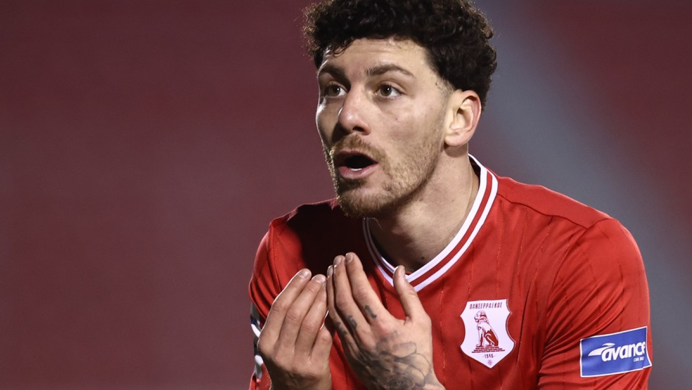 Μετανιωμένος ο Δεληγιαννίδης: «Ζήτησα συγγνώμη από τον Τάισον, δεν είμαι παίκτης που παίζει βρώμικα»