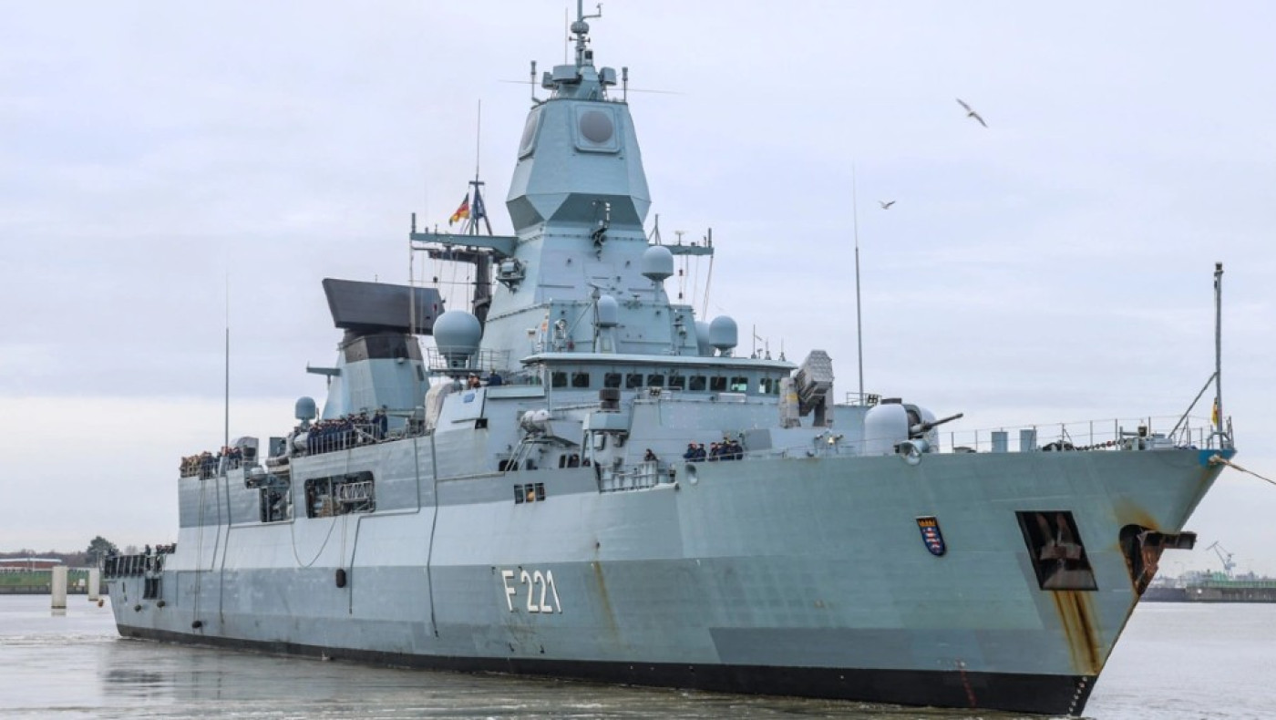 Γκάφα των Γερμανών στην Ερυθρά Θάλασσα: Φρεγάτα τους πήγε να βομβαρδίσει αμερικανικό drone αξίας $30 εκατ.