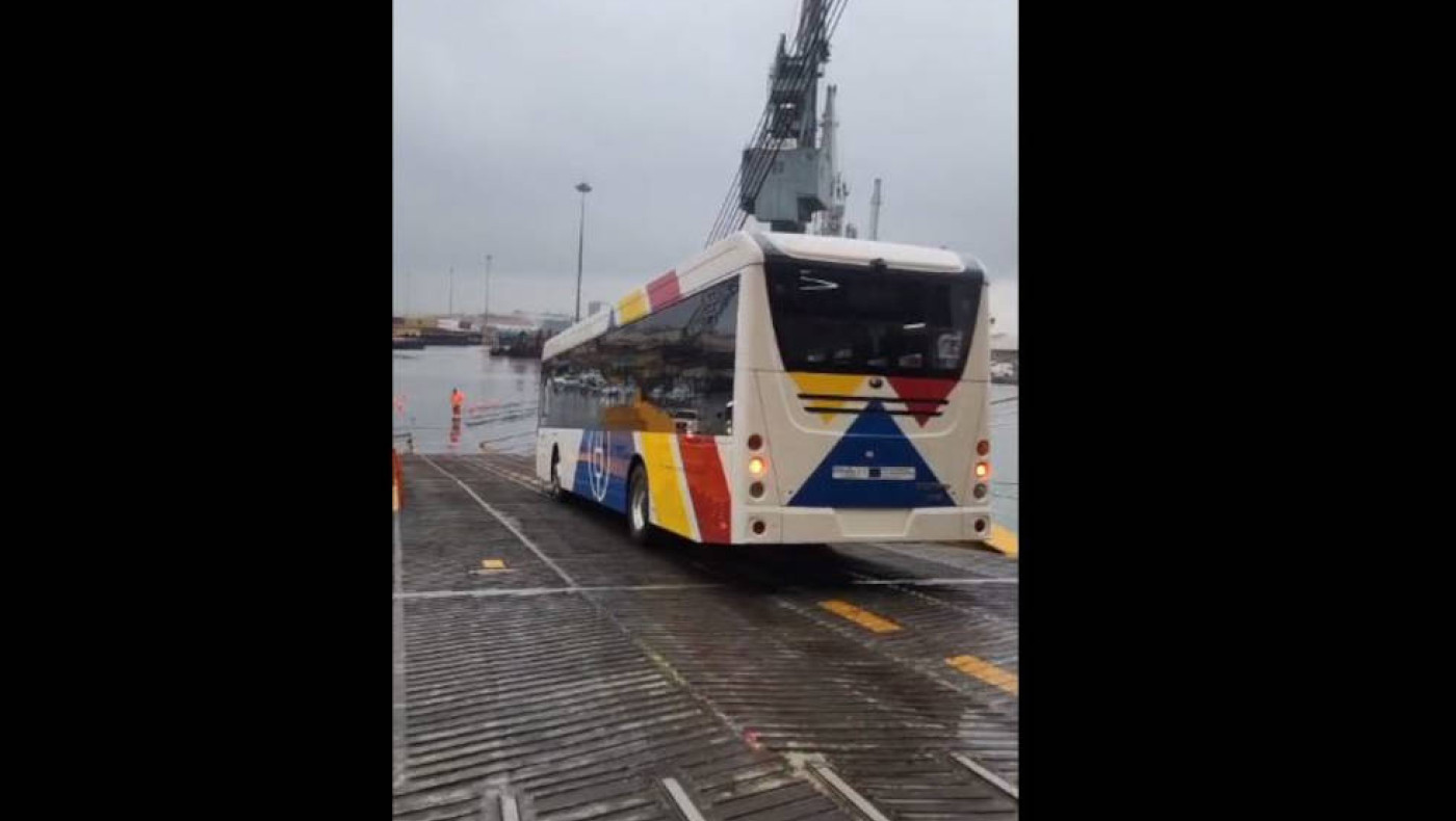 Θεσσαλονίκη: Ήρθαν τα πρώτα 110 ηλεκτρικά λεωφορεία του ΟΑΣΘ