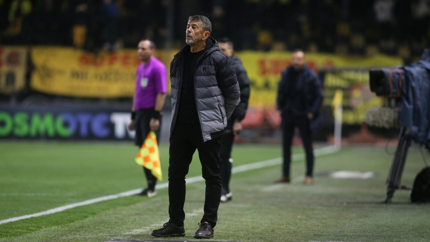 Πετράκης: «Νιώθουμε περηφάνια, η πρόκριση χάθηκε στο πρώτο παιχνίδι»