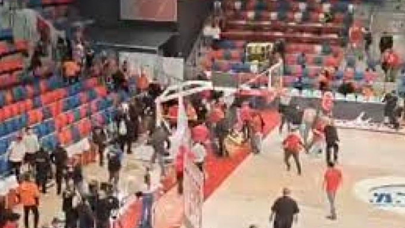 Απίστευτες σκηνές βίας στο Χάποελ Τελ Αβίβ - Xάποελ Χολόν