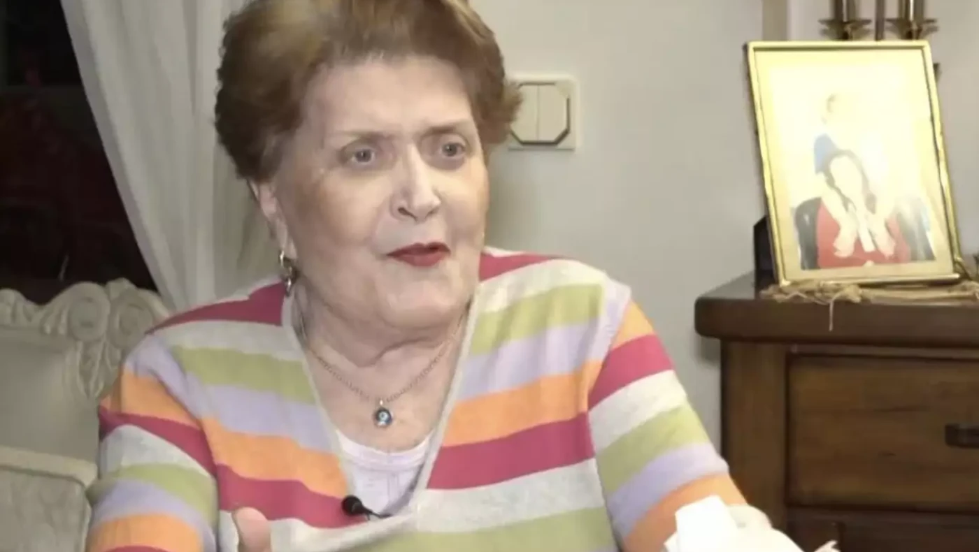 Βάσια Τριφύλλη για Νταλάρα: Πολύ ντρέπομαι, ζητώ συγγνώμη εκ μέρους του