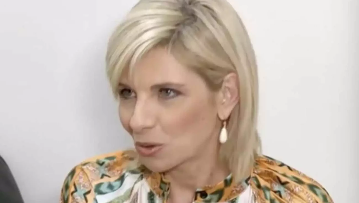 Μαρία Παναγοπούλου για Κώστα Χαρδαβέλλα: Ξεκίνησε σαν μια απλή φαρυγγίτιδα, μέχρι που έσβησε η φωνή του