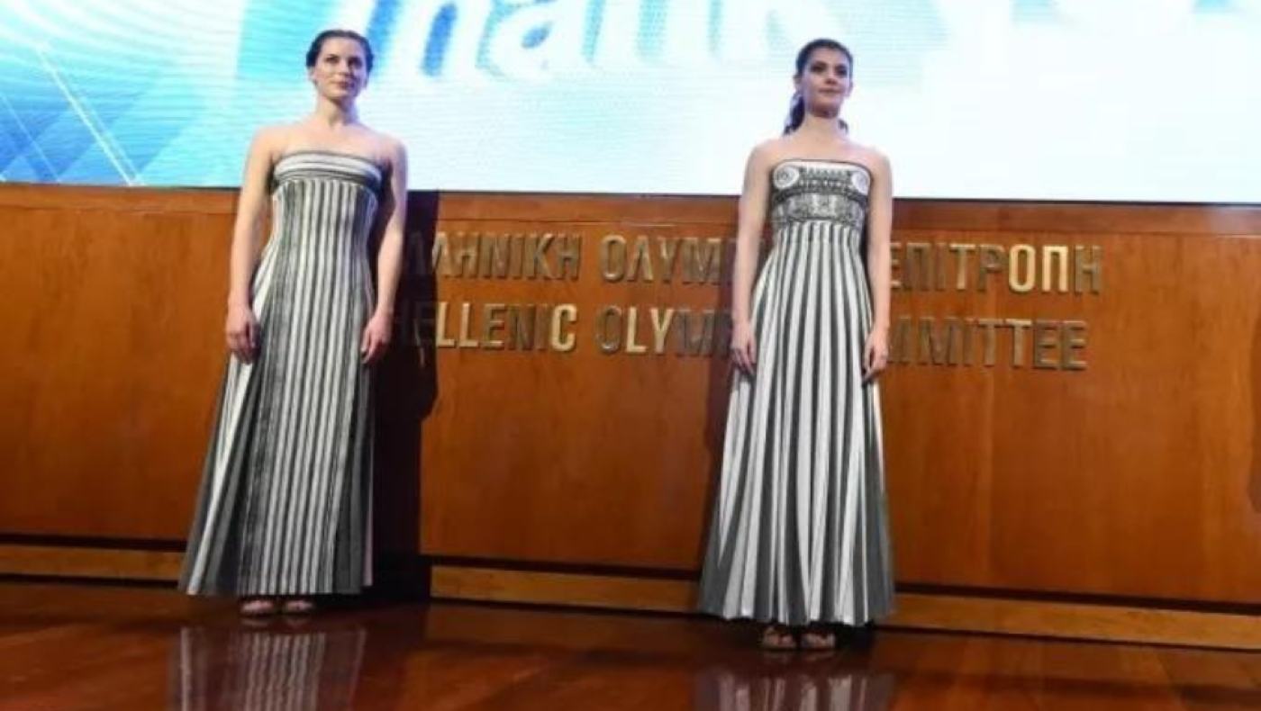 «Ο ορισμός του κιτς»: «Κράξιμο» για τις στολές της τελετής Αφής της Ολυμπιακής Φλόγας