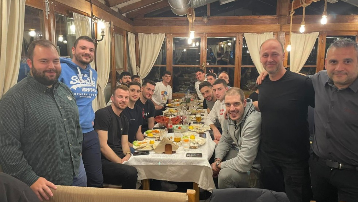 Γεύμα σύσφιξης στον Ηρακλή με Μάνσφιλντ ενόψει της τελικής ευθείας για την άνοδο